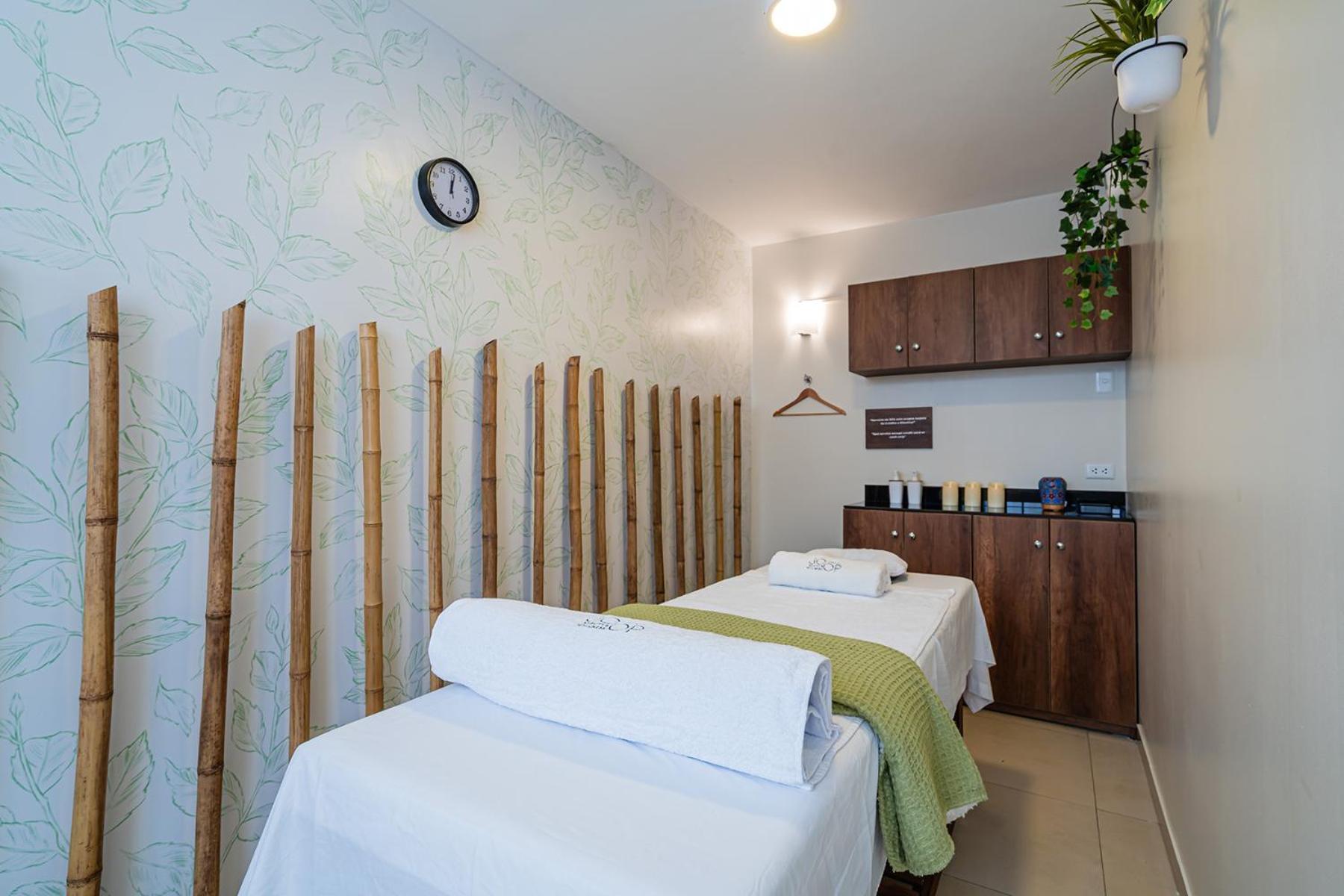 Casa Andina Standard Trujillo Plaza酒店 外观 照片