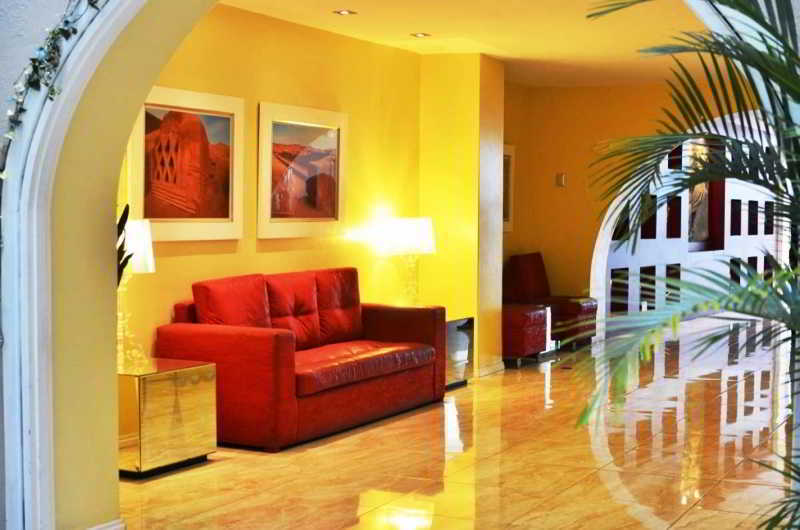 Casa Andina Standard Trujillo Plaza酒店 外观 照片