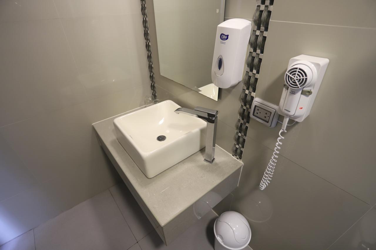 Casa Andina Standard Trujillo Plaza酒店 外观 照片