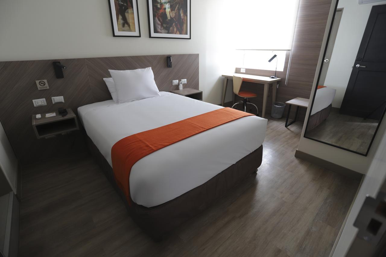 Casa Andina Standard Trujillo Plaza酒店 外观 照片